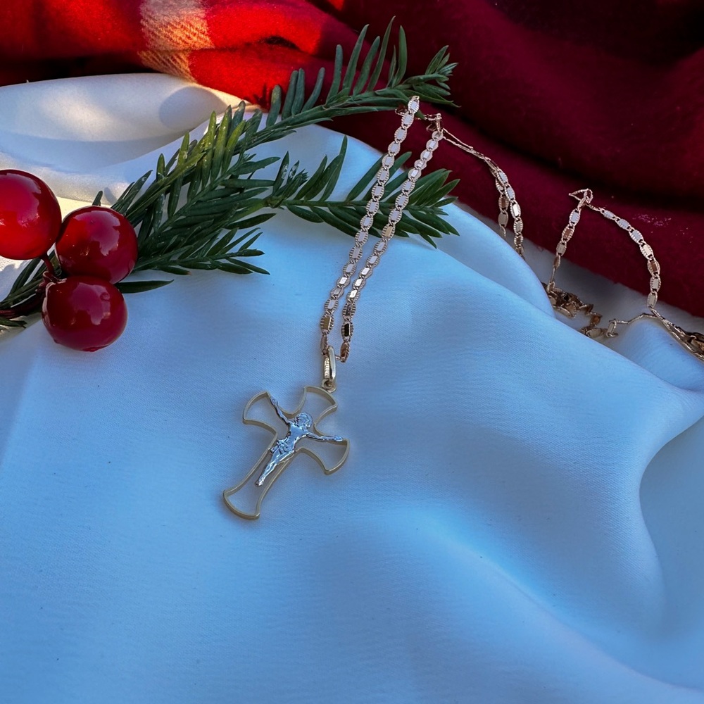 Rose Gold Cross Necklace